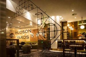 Wein Schlemmer-Wochen 2024: Hudson Yards Bar & Dining – 4-Gänge-Menü 49 €